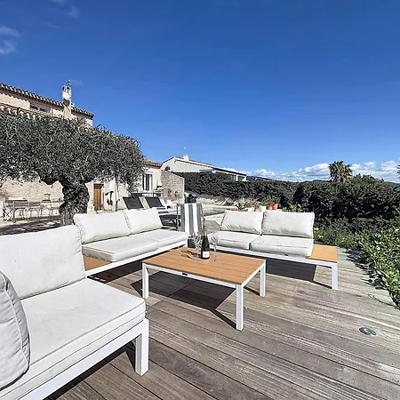 A Avec Piscine Et Climatisation - Fr-1-770-70 Villa *