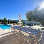 A Avec Piscine Et Climatisation - Fr-1-770-70 Villa *