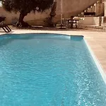 A Avec Piscine Et Climatisation - Fr-1-770-70