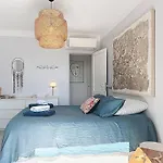 A Avec Piscine Et Climatisation - Fr-1-770-70