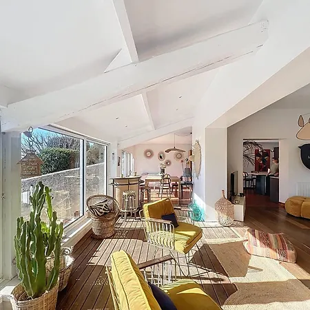 A Avec Piscine Et Climatisation - Fr-1-770-70 Cassis