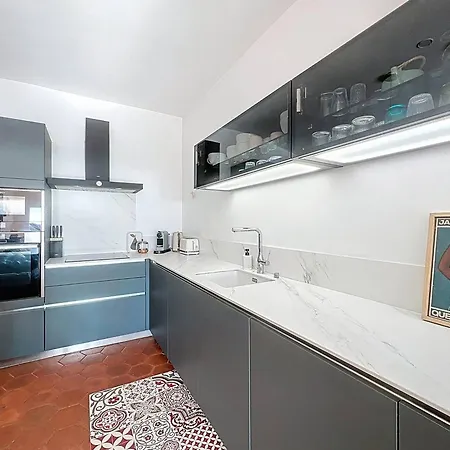 Villa A Avec Piscine Et Climatisation - Fr-1-770-70