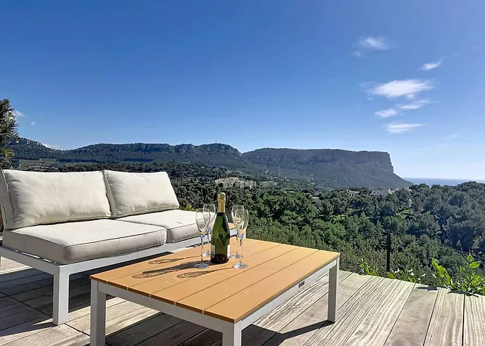 A Avec Piscine Et Climatisation - Fr-1-770-70 * Cassis